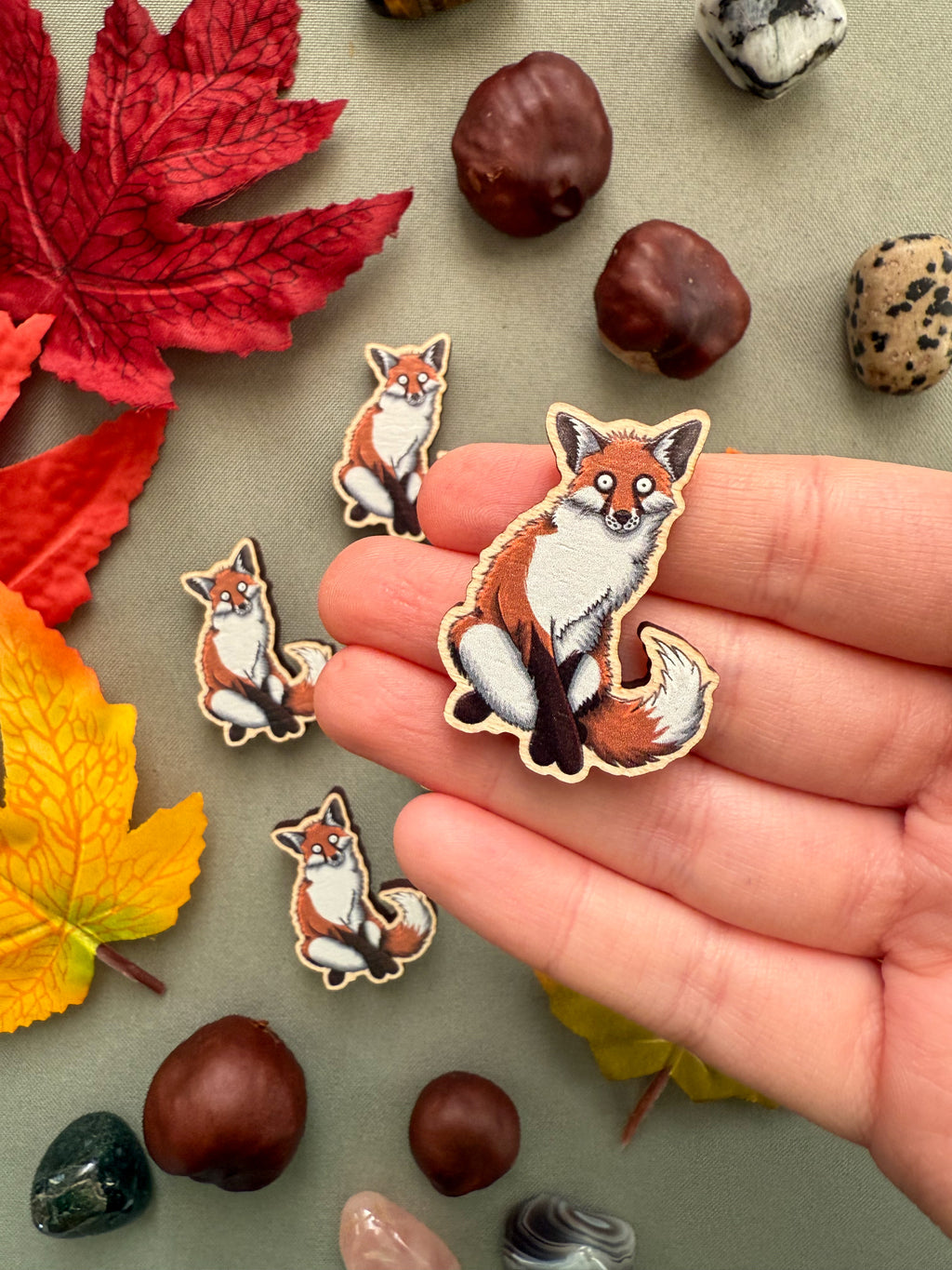 Sitting Red Fox Wooden Pin